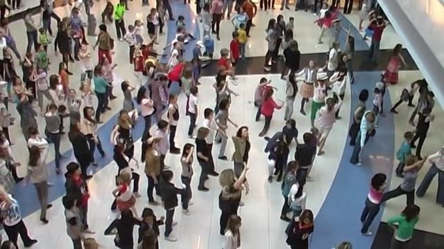 флэшмоб Всемирный день танца World Dance Day смотреть онлайн