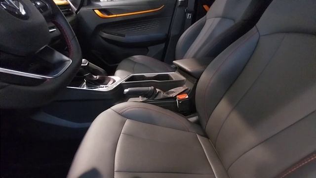 ЛИВАН и JETTA в августе 2023г. Вместо закрывшегося салона РЕНО. смотреть онлайн