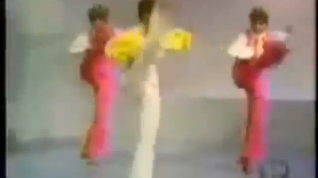 Fosse Walk It Out (Original Video) смотреть онлайн
