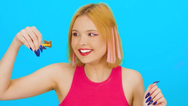 Большая, Средняя или Маленькая Тарелка Челлендж | Вкусные Кухонные Лайфхаки от TeenChallenge смотреть онлайн