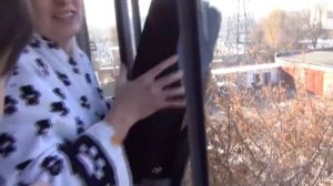 МАМА ВЫКИНУЛА КОМПЬЮТЕР В ОКНО