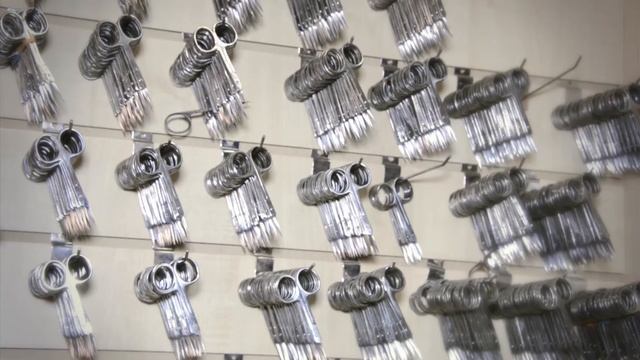 Учебный центр по бучению профессиональной заточке маникюрного и парикмахерского инструмента смотреть онлайн