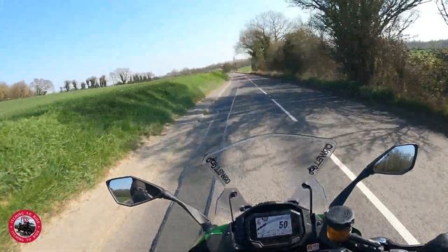 Comparing the 2022 Kawasaki Ninja 1000 SX to the 2022 Suzuki GSX S1000 GT. First ride review.