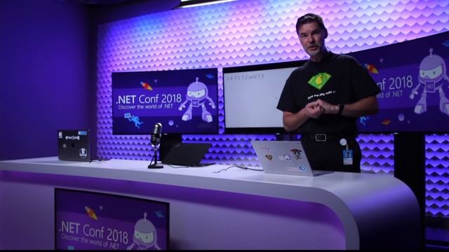 S101 - Keynote with Scott Hunter, Mads Torgersen, and Miguel De Icaza смотреть онлайн