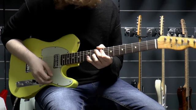 2016 Fender Custom Shop 1963 Custom Relic Telecaster TV Jones смотреть онлайн