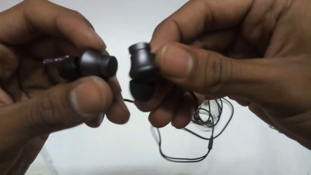 MI Earphones Basic Unboxing [RS.399]!! Best Budget Earphones for the Price!!?? смотреть онлайн