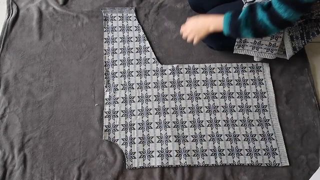 Poncho aus Strickpanel nähen (einfach nähen für Anfänger) смотреть онлайн