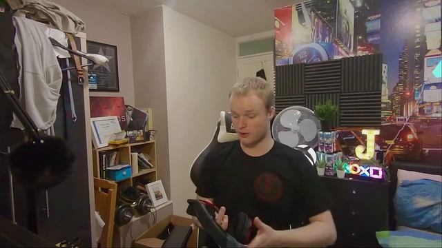 Corsair Void Elite Surround Unboxing! смотреть онлайн