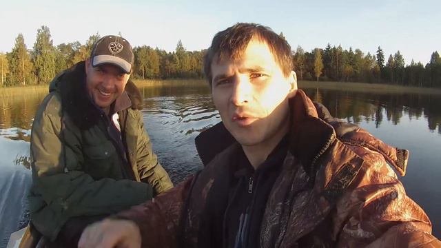 Поход в лес с ночевкой, Рыбалка на щуку на кружки, Охотимся на уток, отдых на природе с друзьями смотреть онлайн