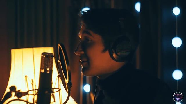 парень красиво читает стих смотреть онлайн