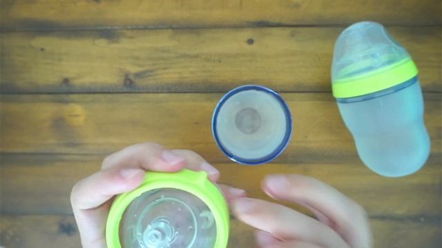 Comotomo Baby Bottles! OUR FAVORITES! смотреть онлайн