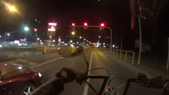 Yamaha XJ700x bobber vs. Honda Prelude 2.2 vtec - [HD] смотреть онлайн