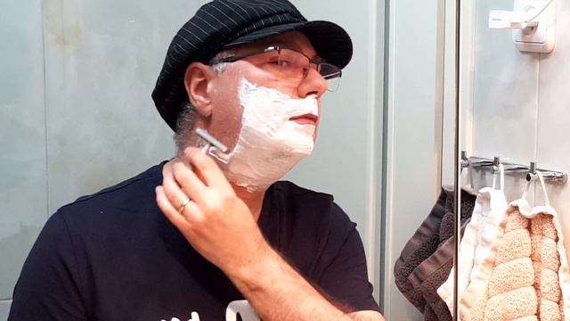 Бритьё №29 Г Образным станком АТТ SE1 Bluebeards OneBlade Cella Feather Fine смотреть онлайн