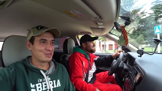 Конец авантюрной поездки к водопадам на самодельном автодоме с двумя собаками.