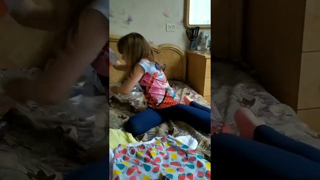 Даша Скворцова распаковка посылки с My-shop смотреть онлайн