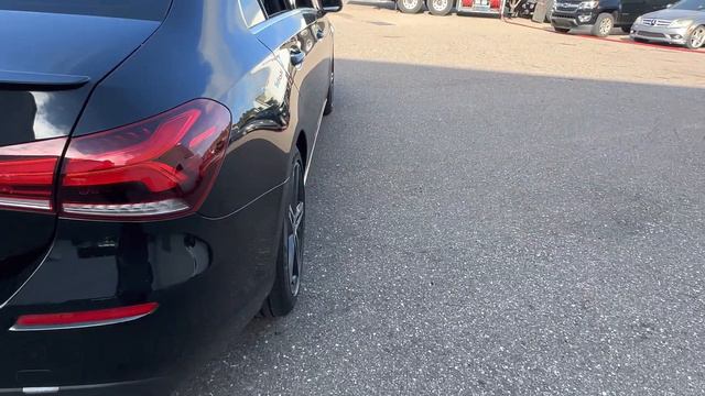 2019 Mercedes-Benz A 220 Sedan Black смотреть онлайн