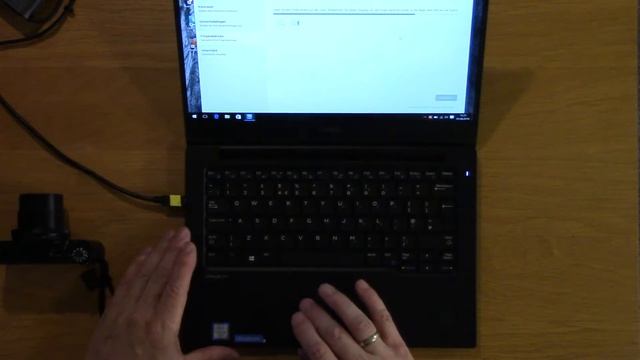 Kompaktes Business Notebook von Dell - HIZ085 смотреть онлайн