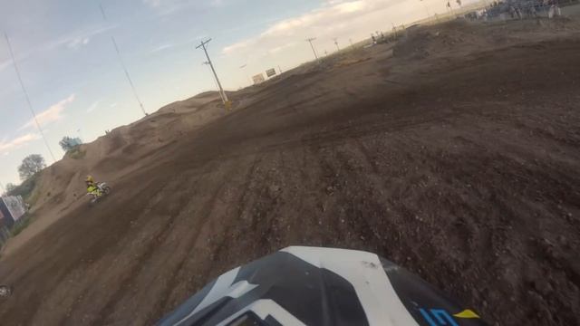 KID FIGHTS SICKNESS, EXTREME NERVES, AND CRASHES TO FINISH FOUR MOTOCROSS RACES! KIDS DIRT BIKES смотреть онлайн