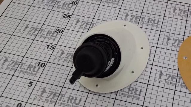 Прожектор носовой галогеновый Hella Marine INB 998 546-801 12 В 55 Вт белый пластиковый корпус