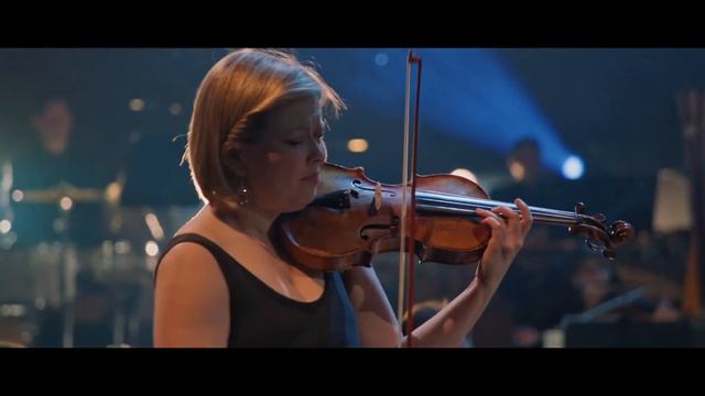 Alina Ibragimova performs Prokofiev Violin Concerto No. 1 with the London Philharmonic Orchestra смотреть онлайн