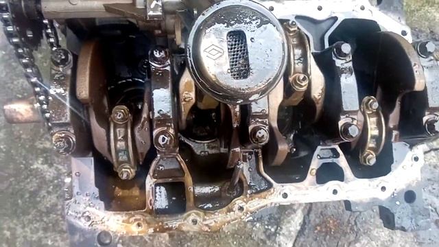 Renault 2003 motor 1.4 Megan смотреть онлайн