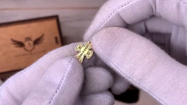 Православный крест с Распятием на белой эмали смотреть онлайн
