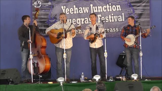 Grasstowne - Ramblin' Fever смотреть онлайн