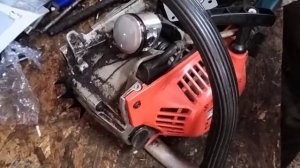 не настраивается холостой ход на китайской бензопиле.ищем проблему..mp4