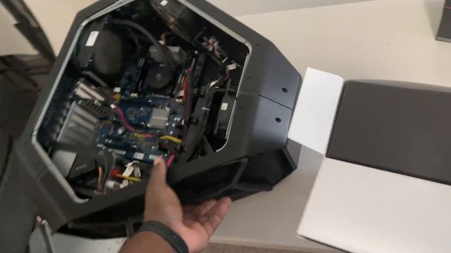 EVGA GEFORCE RTX 3090 FTW3 ULTRA: THE DAY I BOUGHT TWO from MICROCENTER смотреть онлайн