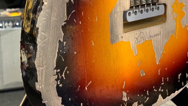 Fender Limited Edition 30th Anniversary Stevie Ray Vaughan Stratocaster Master Built By John Cruz смотреть онлайн