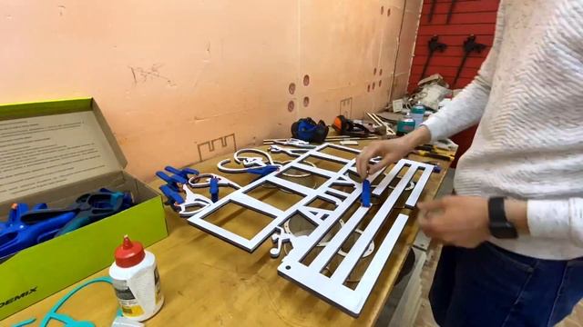 Медальница с фоторамкой (Лазерная резка) смотреть онлайн