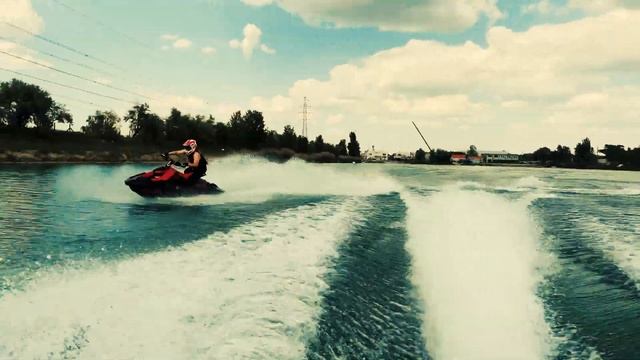 Gerencsér Olivér JetSki смотреть онлайн