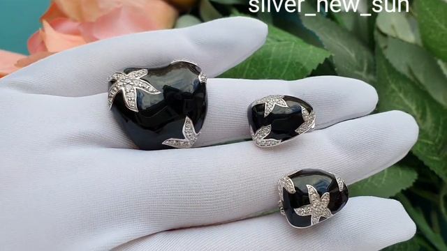 Серебряный комплект с ювелирной эмалью и цирконами смотреть онлайн