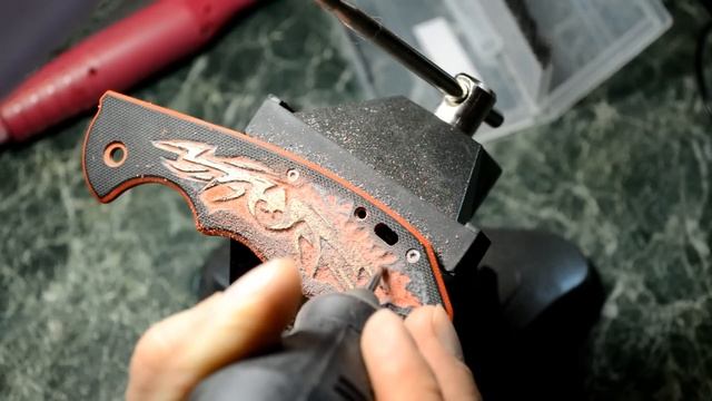 Кастомизация , ОПЫТ № 4, ч. 2 - Нанесение рисунка трайбл" на рукоять смотреть онлайн