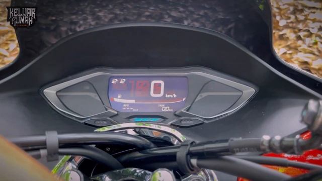 REVIEW HONDA PCX 160 !! SKUTER PREMIUM YANG LAYAK DIPERHITUNGKAN DIKELASNYA !! смотреть онлайн