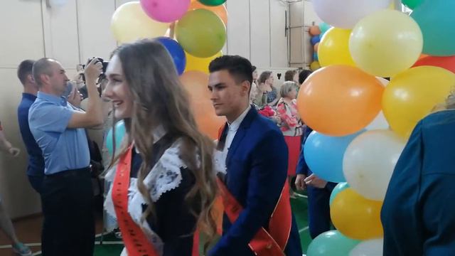 Выпускной 10 школа 2019 Арсеньев смотреть онлайн