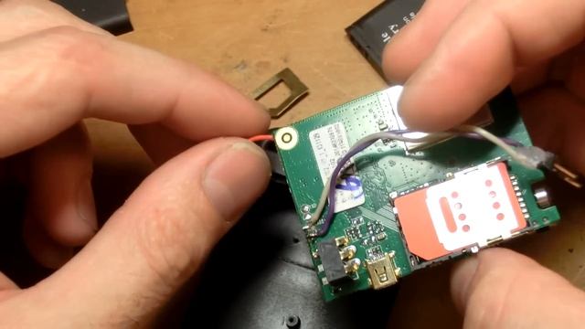 Обзор GPS трекера TK102B смотреть онлайн