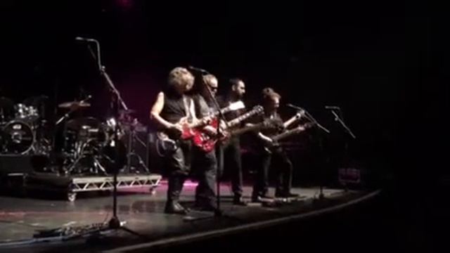 Blue Oyster Cult 5 Guitars Live at O2 Forum Kentish Town смотреть онлайн