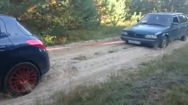 чутка сел на брюхо) смотреть онлайн