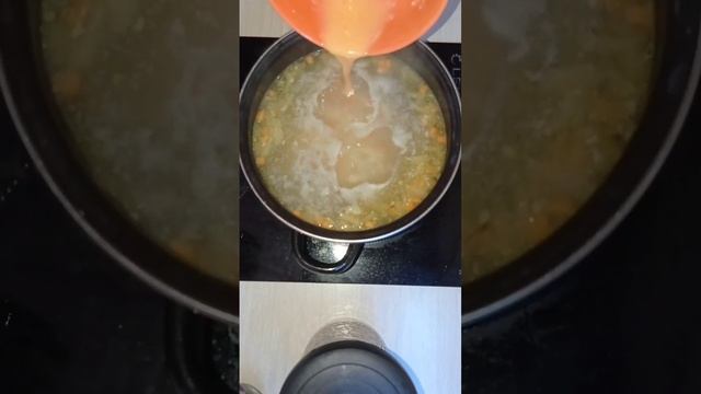 Суп с яйцом и вермишелью. смотреть онлайн