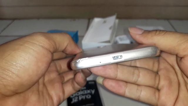 Unboxing samsung galaxy j2 pro indonesia смотреть онлайн