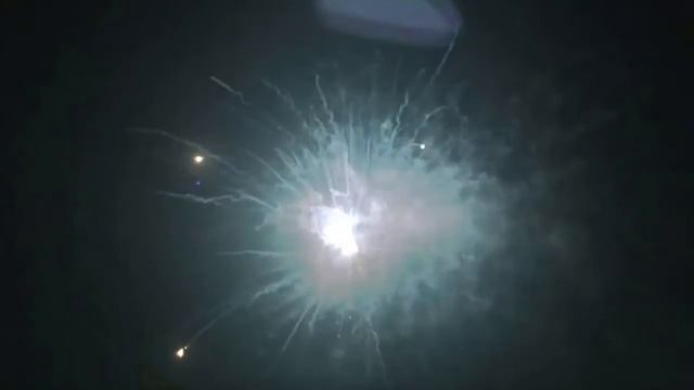 EC219 Фейерверк "Русалют" 1,5"х49 смотреть онлайн