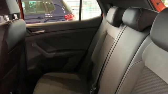 Volkswagen T-Cross 2020 vs. Kia XCeed 2020 смотреть онлайн