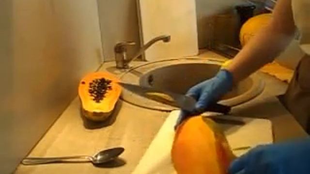 КАК ПОЧИСТИТЬ ПАПАЙЮ смотреть онлайн