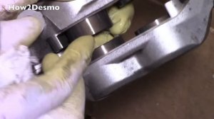 Cервис тормозов, чистка поршней суппорта brembo на Ducati, Monster