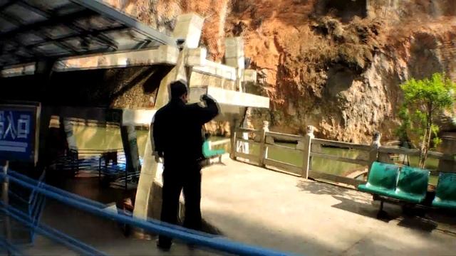 Жизнь в Китае Пещеры, Stone Forest #14 смотреть онлайн