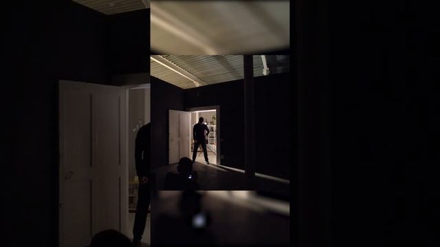 Как это снято? Бэкстейдж студийной съёмки #shorts смотреть онлайн