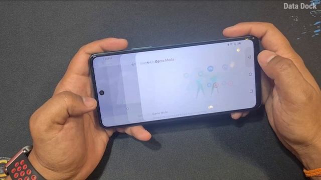Infinix Note 11 & Note 11s 30+ Hidden Features | XOS 10.0 Tips & Tricks | Data Dock смотреть онлайн