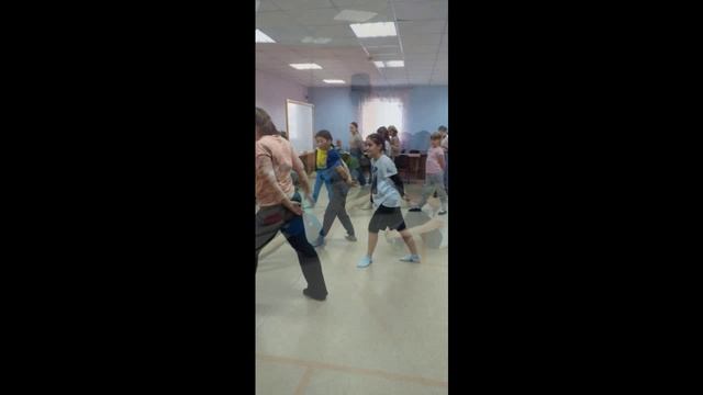 По обе стороны кулис