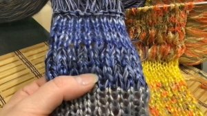 Ленточная пряжа спицами. Что можно связать из ленточной пряжи? Обзор ленточной пряжи и образцы.